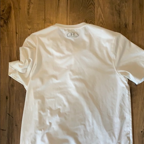 Under armour shirt - Picture 4 of 4